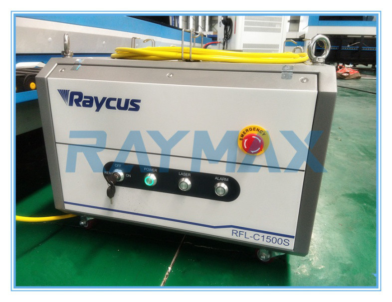 3015 Stroj za lasersko rezanje kovin z vlakni 2000w Raycus Laser Power